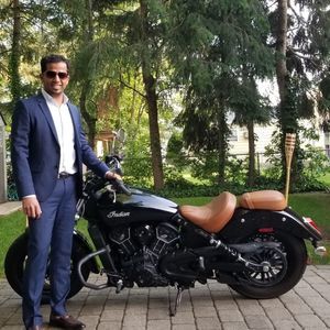 Meet your Posher, Omar